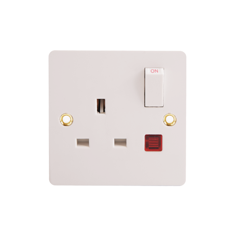 13A 1 gang Baquelite Switched Socket com Neon HK6113WN